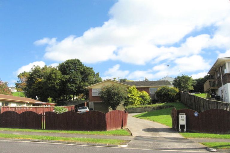 Photo of property in 67 Beechdale Crescent, Pakuranga Heights, Auckland, 2010