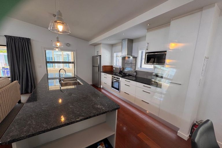 Photo of property in 29 Beach Road, Waikawa, Picton, 7220