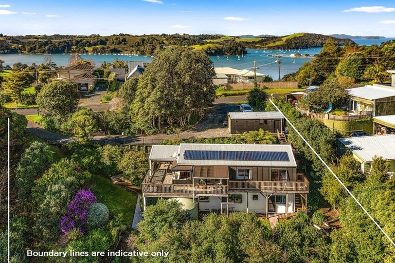 Photo of property in 44 Green Road, Matakana, 0985