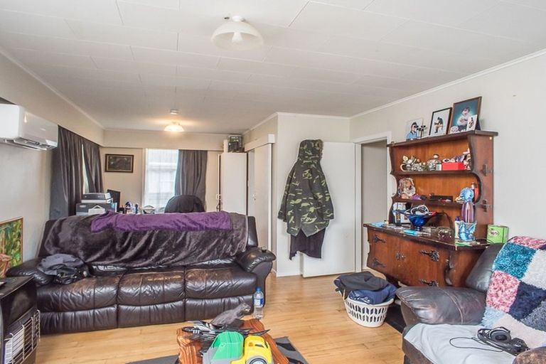 Photo of property in 54a Kapiti Road, Paraparaumu, 5032