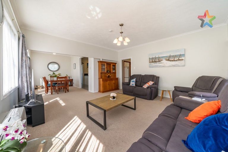 Photo of property in 17 Stellin Street, Boulcott, Lower Hutt, 5011