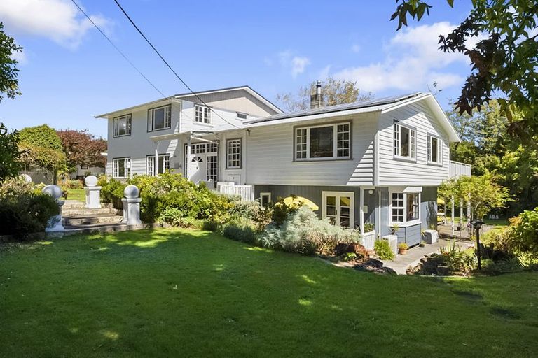 Photo of property in 1324 Egmont Road, Egmont Village, Inglewood, 4386