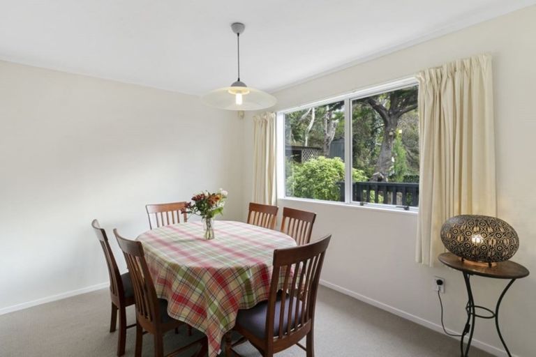 Photo of property in 10 Jasons Place, Churton Park, Wellington, 6037