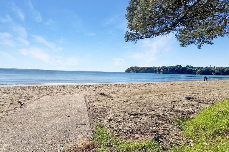 Photo of property in 11b Langton Road, Stanmore Bay, Whangaparaoa, 0932