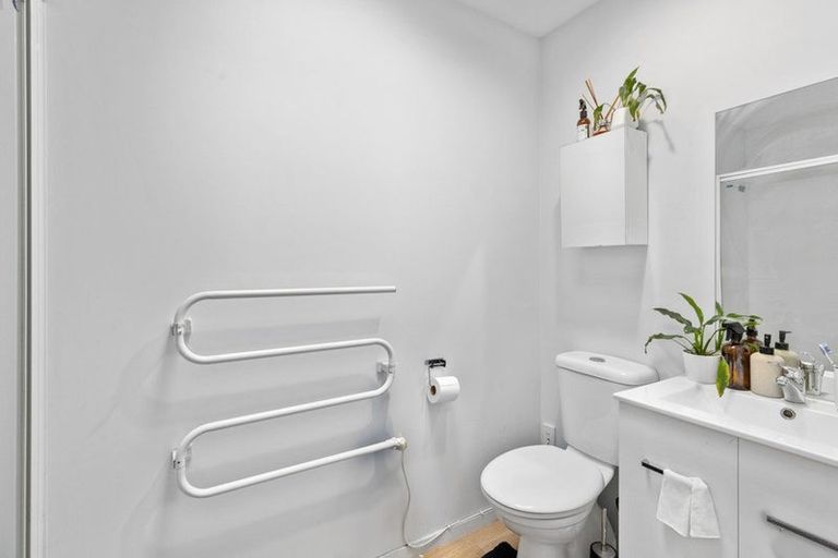 Photo of property in 4/75 Burke Street, Addington, Christchurch, 8024