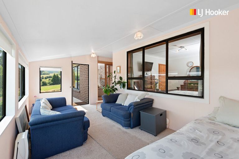 Photo of property in 4 Mcmeakin Road, Abbotsford, Dunedin, 9018