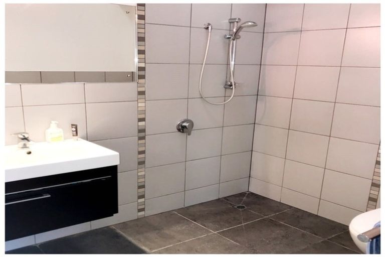 Photo of property in 22 Dundas Street, Seatoun, Wellington, 6022