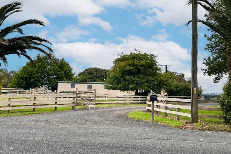 Photo of property in 112 Wymer Road, Glenbrook, Waiuku, 2681