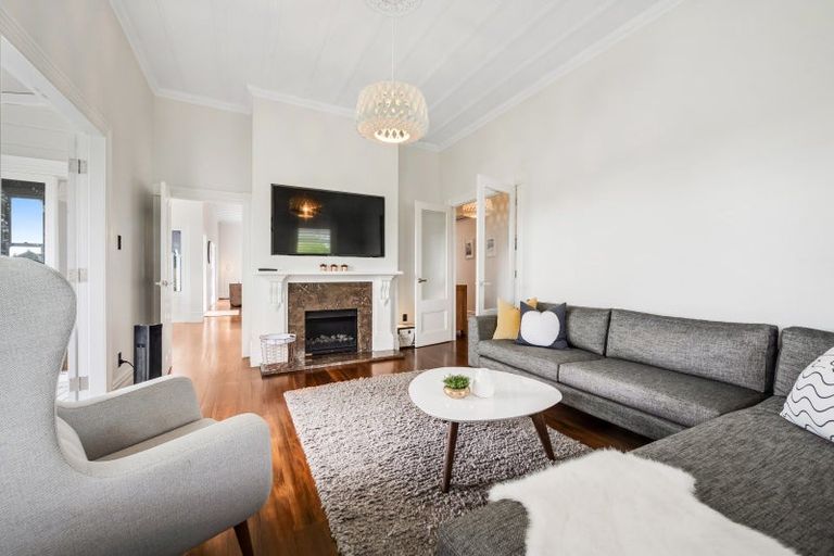 Photo of property in 23 Tudor Park Drive, Whitford, Howick, 2571