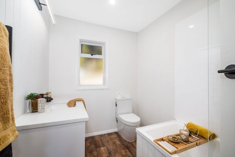 Photo of property in 4 Bledisloe Crescent, Wainuiomata, Lower Hutt, 5014