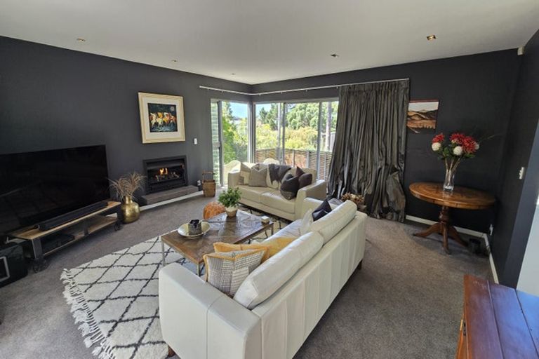 Photo of property in 87 Castor Bay Road, Castor Bay, Auckland, 0620