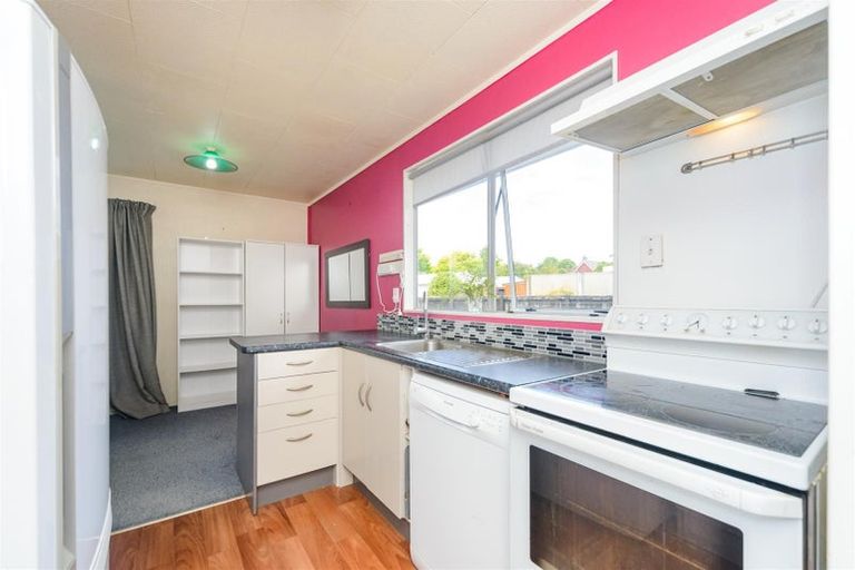 Photo of property in 6 Pain Street, Bulls, 4818