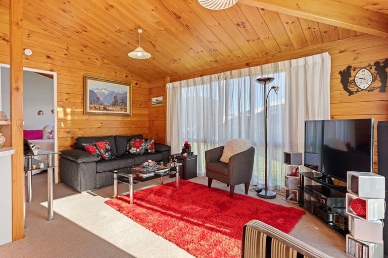 Photo of property in Puriri Village, 8/3 Puriri Street, Mount Maunganui, 3116