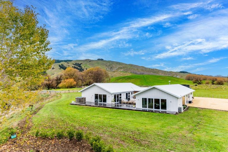 Photo of property in 2506 Kahuranaki Road, Elsthorpe, Havelock North, 4295