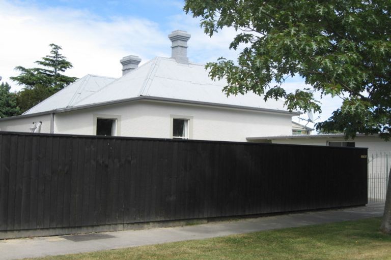 Photo of property in 2 Oxley Avenue, St Albans, Christchurch, 8014