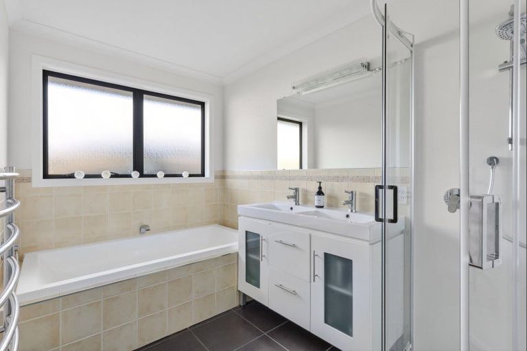 Photo of property in 3b Naomi Place, Cambridge, 3434