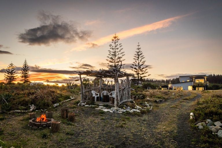 Photo of property in 238 Whirinaki Road, Eskdale, Napier, 4182