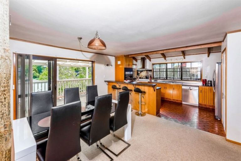 Photo of property in 1/3 Lynngate Place, Hillcrest, Auckland, 0627