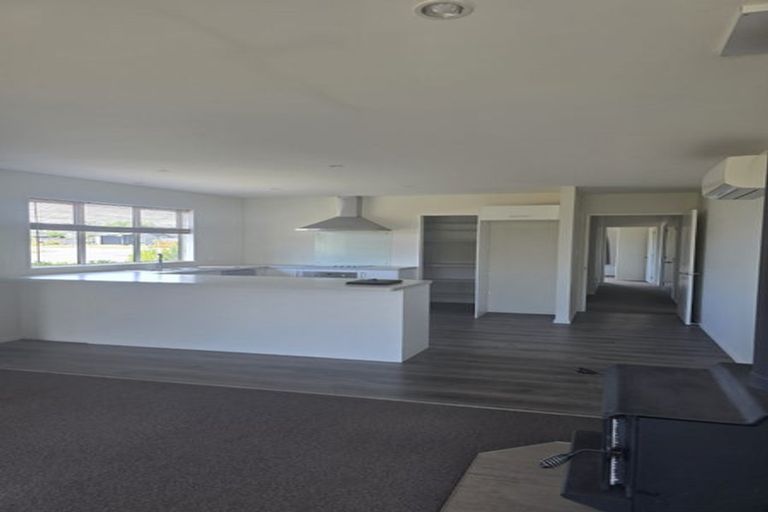 Photo of property in 13 Pemberton Drive, Amberley, 7410