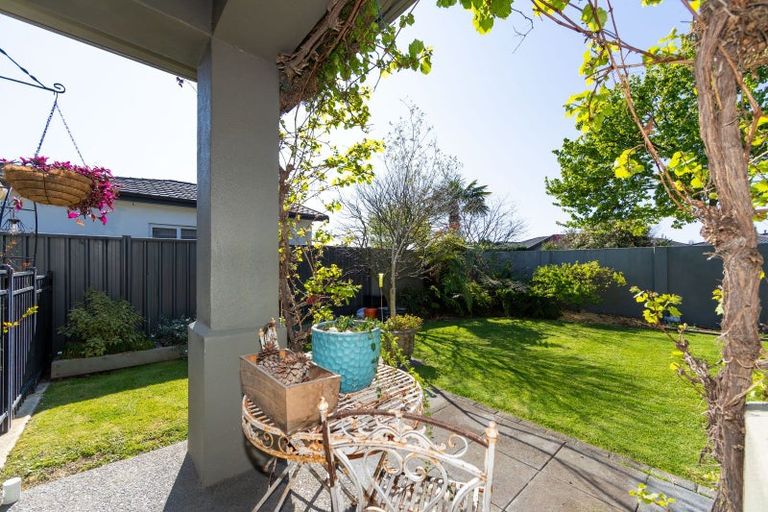 Photo of property in Heynes Place, 24 Heynes Place, Clive, 4102