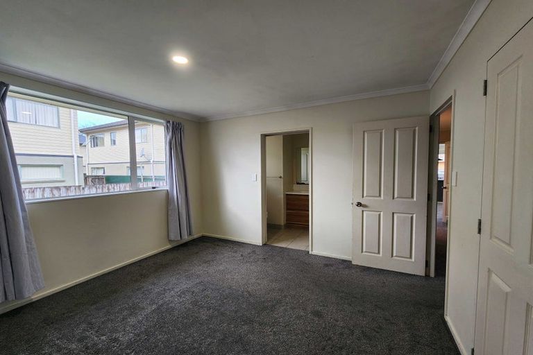 Photo of property in 3a Margarita Rise, Pukekohe, 2120