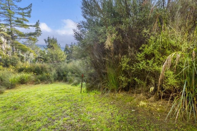 Photo of property in 50 Mount Marua Way, Timberlea, Upper Hutt, 5018