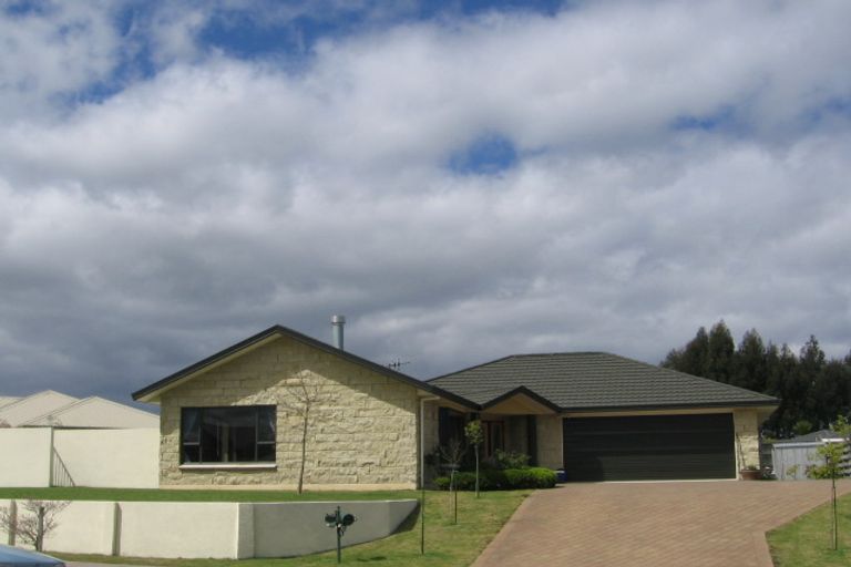 Photo of property in 53 Balmoral Drive, Hilltop, Taupo, 3330