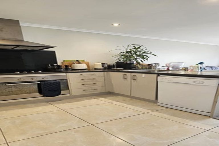 Photo of property in 4/129 The Parade, Island Bay, Wellington, 6023