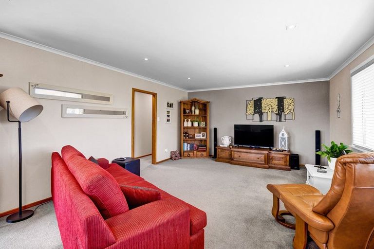 Photo of property in 48 Fantham Street, Hawera, 4610