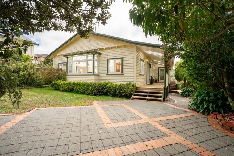 Photo of property in 8 Tisdall Street, Karori, Wellington, 6012