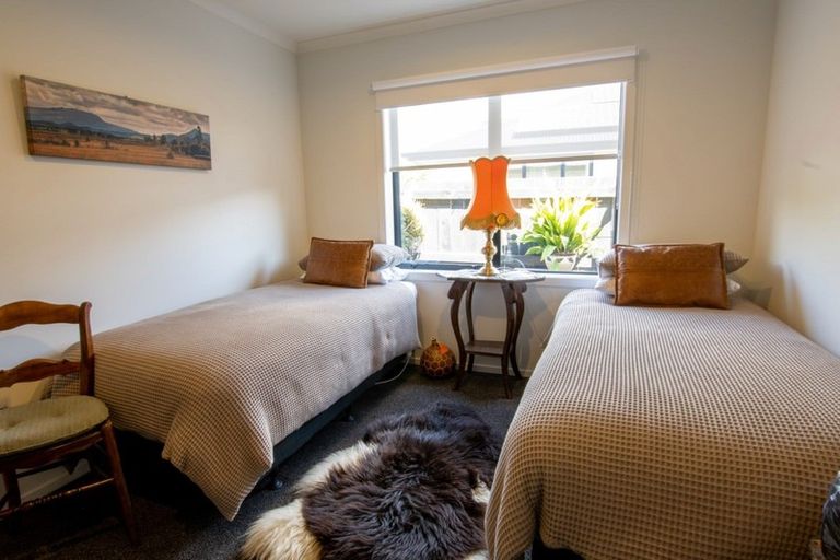 Photo of property in 9 Ellesmere Close, Pyes Pa, Tauranga, 3112