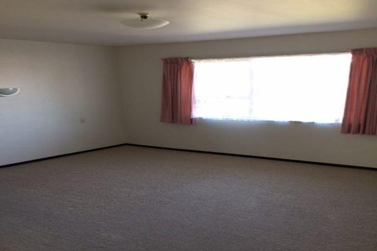 Photo of property in 1/118 Lincoln Road, Addington, Christchurch, 8024