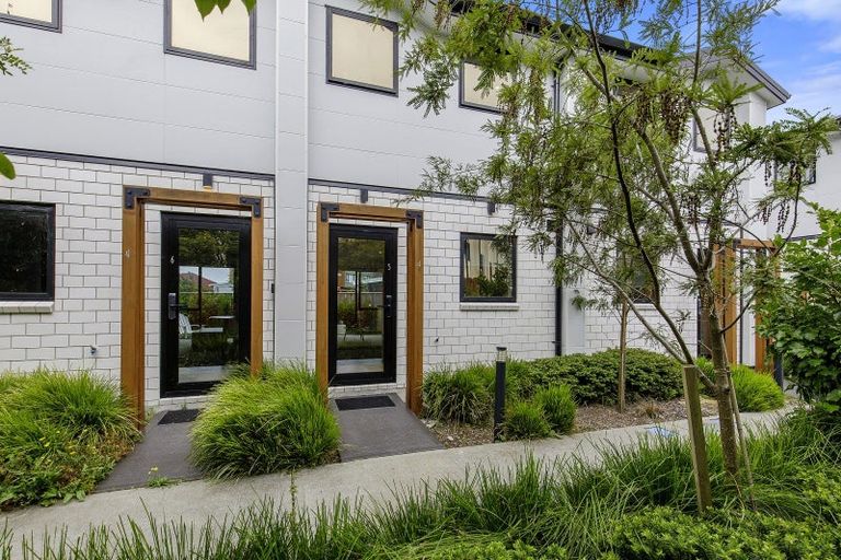 Photo of property in 5/4 Johnston Grove, Taita, Lower Hutt, 5011