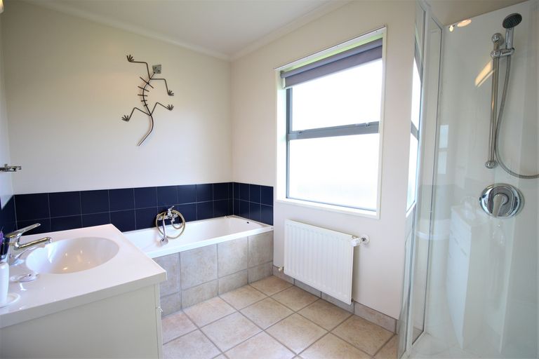 Photo of property in 4 Orchard Drive, Alexandra, 9320