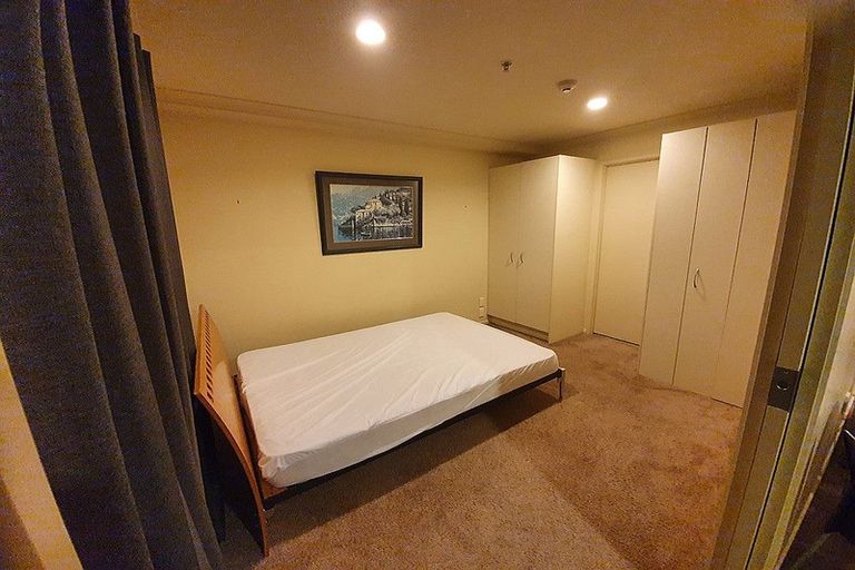 Photo of property in The Rennaissance, 10h/18 Ronwood Avenue, Manukau, Auckland, 2104