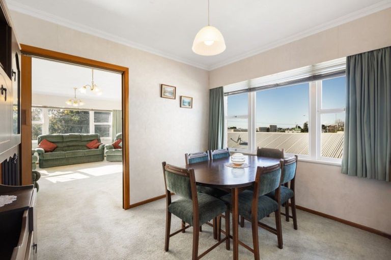 Photo of property in 6 Jefferson Place, Brookfield, Tauranga, 3110