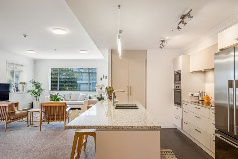 Photo of property in 90 Eaves Bush Parade, Orewa, 0931