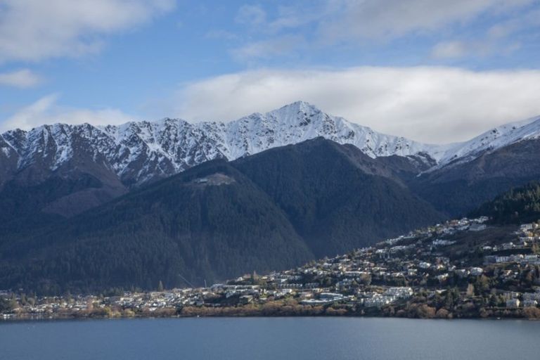 Photo of property in 544 Peninsula Road, Kelvin Heights, Queenstown, 9300