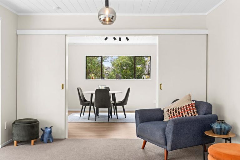 Photo of property in 33 Reeve Drive, Havelock North, 4130