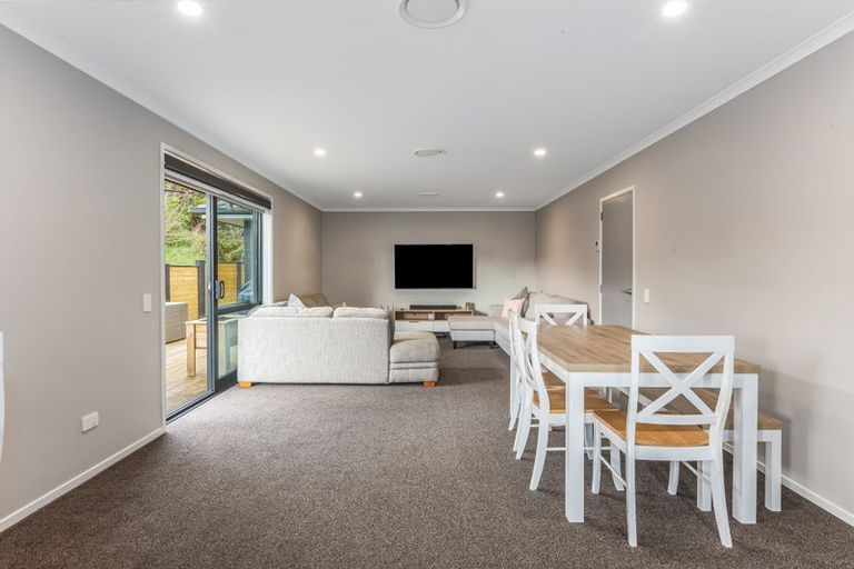 Photo of property in 1 Genoa Place, Whitby, Porirua, 5024