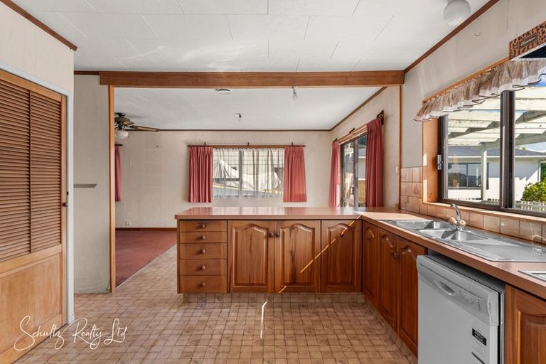 Photo of property in 55 Gorge Road, Maungaturoto, 0520