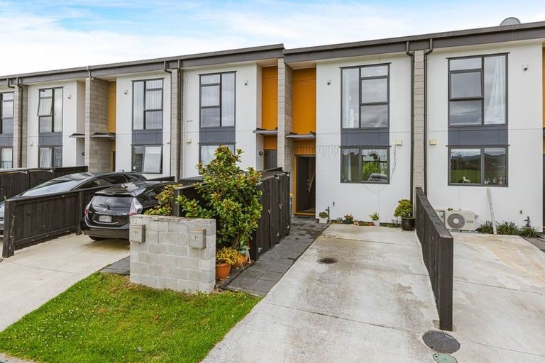 Photo of property in 107 Te Aparangi Road, Papakura, 2110