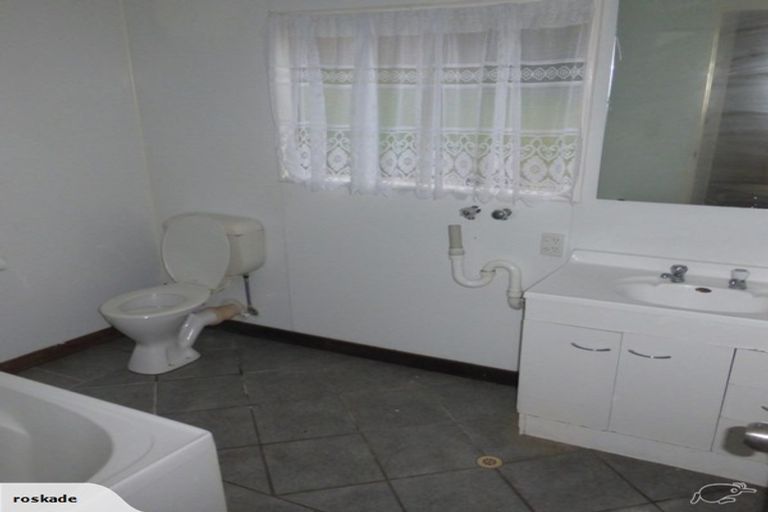 Photo of property in 2/140a Browns Road, Manurewa, Auckland, 2102