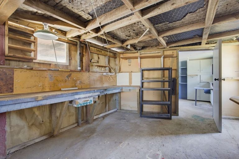 Photo of property in 24 Linklater Avenue, Foxton Beach, Foxton, 4815