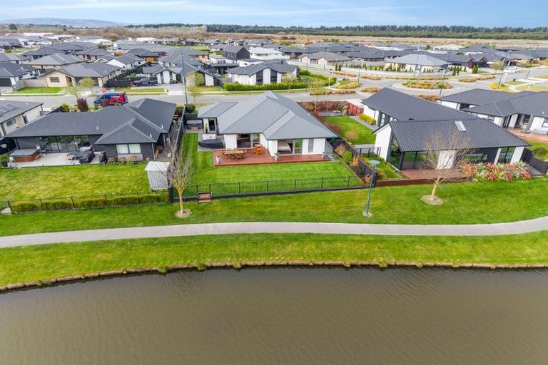 Photo of property in 62 Tiritiri Moana Drive, Pegasus, 7612