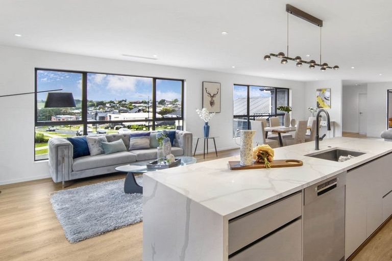 Photo of property in 116 Lisle Farm Drive, Pukekohe, 2120