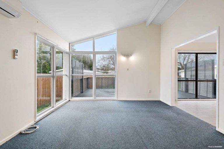 Photo of property in 29 Harrington Road, Henderson, Auckland, 0610