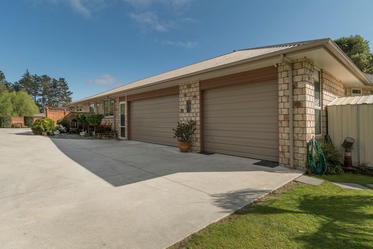 Photo of property in 51 Woodleigh Place, Ohauiti, Tauranga, 3112