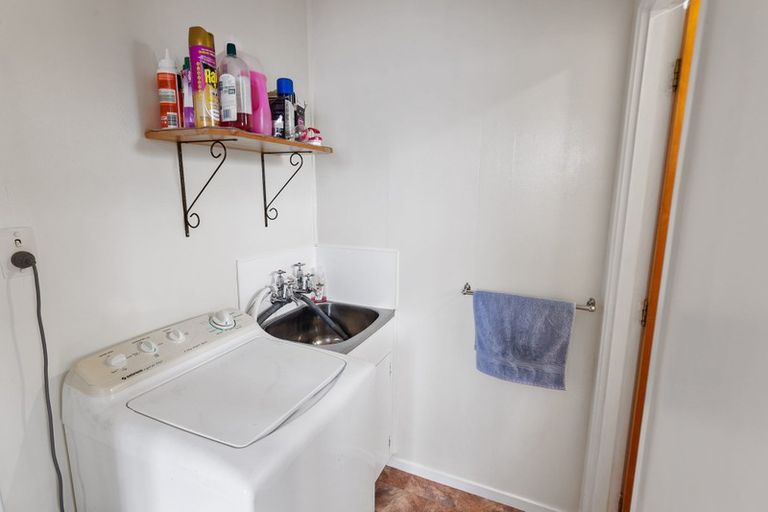 Photo of property in 76a Kitchener Street, Gore, 9710