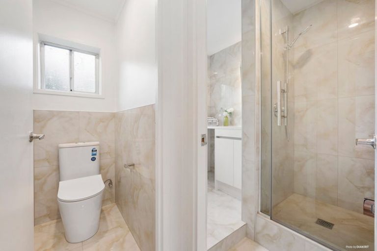 Photo of property in 9b Mander Place, Bucklands Beach, Auckland, 2012